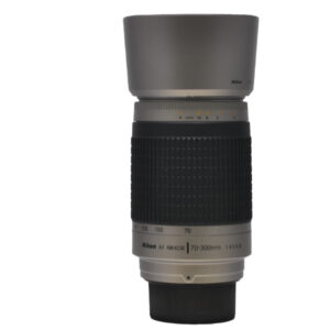 NIK 70-300G 9864 € 60,00